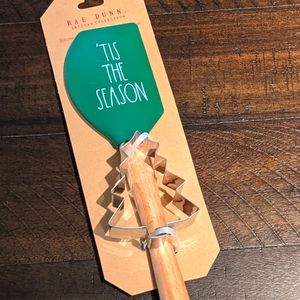 💚 Rae Dunn Green Tis The Season Silicone Spatula & Cookie Cutter Set NWT